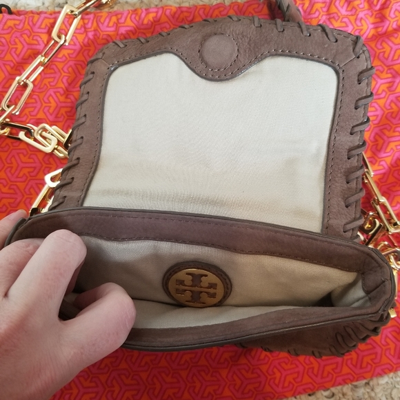 Tory Burch mini bag with chain strap - Picture 3 of 4